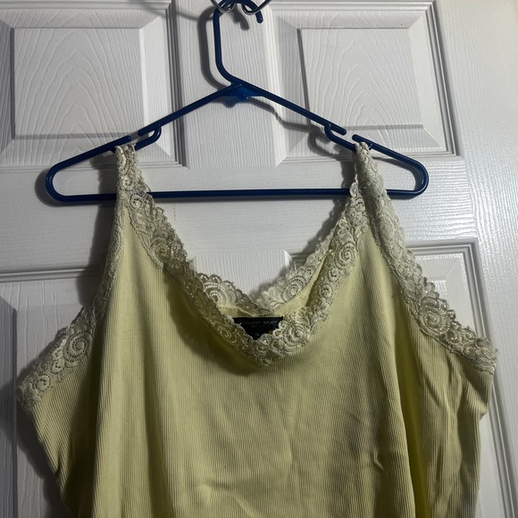 Plus size Y2K 1x August Silk Yellow ribbed lace tank top with sequin beads - Picture 5 of 9